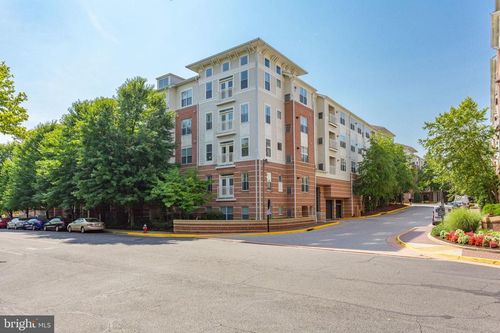 unit-422-9480 Virginia Center Blvd, VIENNA, VA, 22181-4813 | Card Image