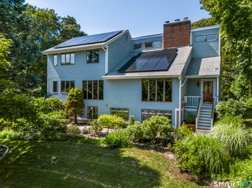 15 Rose Ridge Ct, Pawcatuck, CT, 06379-1991 | Card Image