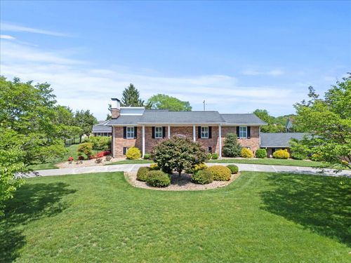 1626 Cardinal Dr, Morristown, TN, 37814-3309 | Card Image