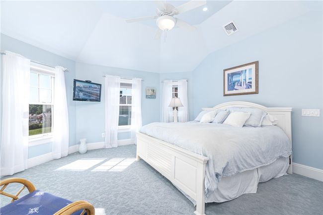 75 Roger Williams Dr, House other with 4 bedrooms, 4 bathrooms and 6 parking in North Kingstown RI | Image 21