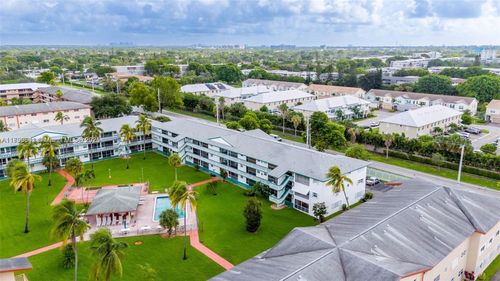 apt-j116-5300 Washington St, Hollywood, FL, 33021-7721 | Card Image