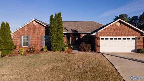 105 Bridge Crest Dr, Harvest, AL, 35749-4500 | Card Image