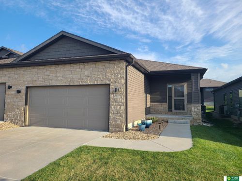 3814 Chileno Dr, Lincoln, NE, 68516-6217 | Card Image