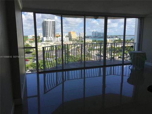 apt-911-7601 E Treasure Dr, North Bay Village, FL, 33141-4361 | Card Image