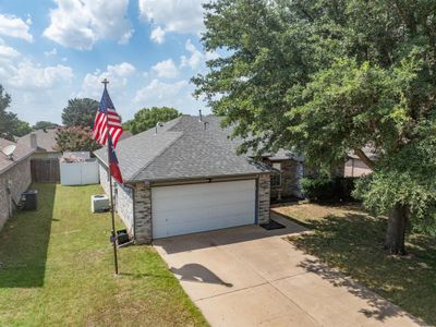 844 Atchison Drive, House other with 3 bedrooms, 2 bathrooms and null parking in Saginaw TX | Image 2