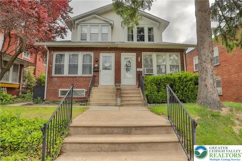 1017 N 19th St, Allentown, PA, 18104-3736 | Card Image