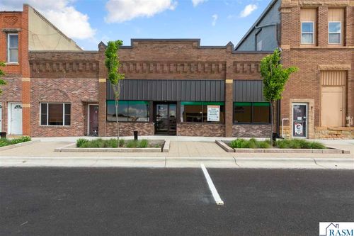 120 E 2nd Street, Winthrop, MN, 55396 | Card Image