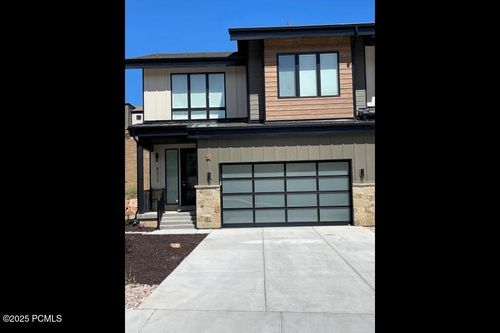 8213 N Toll Creek Ln, Park City, UT, 84098-1422 | Card Image
