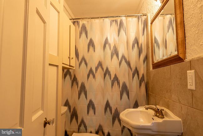 89 N Main St, House other with 4 bedrooms, 2 bathrooms and null parking in Kilmarnock VA | Image 13