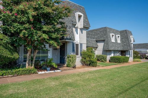 11333 N May Ave, Oklahoma City, OK, 73120-5810 | Card Image