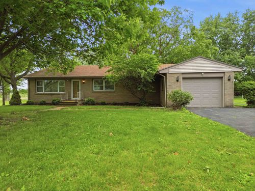 612 W Humphrey Ave, Rock Falls, IL, 61071-2033 | Card Image