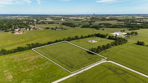 000 Private Road 2018, Monett, MO, 65708 | Card Image