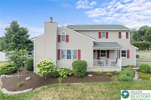 608 Independence Ave, Bath, PA, 18014-1611 | Card Image