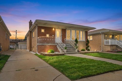 550 Yates Ave, Calumet City, IL, 60409-3119 | Card Image