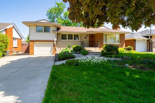 7-47 Westminster Avenue, Hamilton, ON, L9C4L8 | Card Image