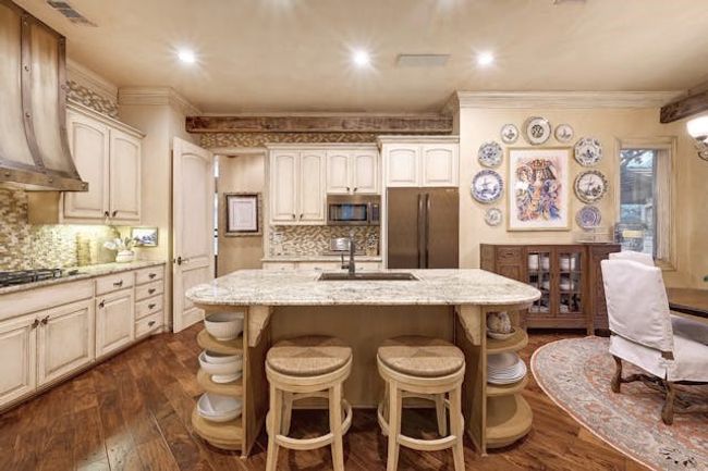 UNIT-29 - 2305 Barton Creek Blvd, Condo with 4 bedrooms, 4 bathrooms and 5 parking in Austin TX | Image 8