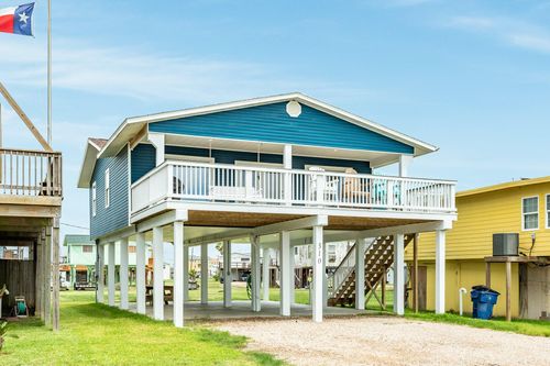 310 Parkview Rd, Surfside Beach, TX, 77541-9577 | Card Image