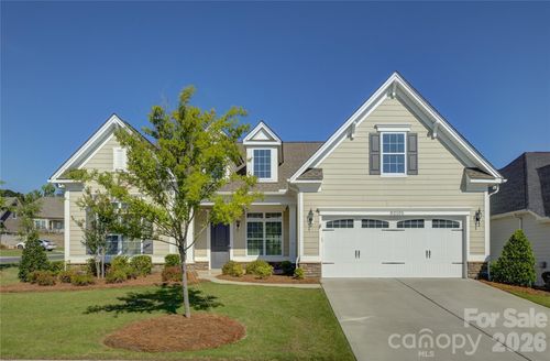82105 Standing Oak Dr, Charlotte, NC, 28278-8045 | Card Image