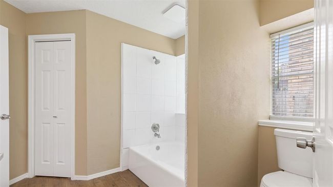 Secondary bathroom | Image 24