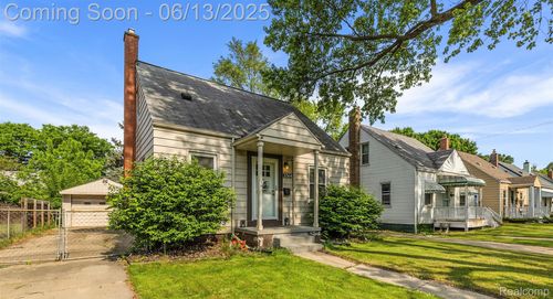 3364 Kenwood St, Ferndale, MI, 48220-1133 | Card Image