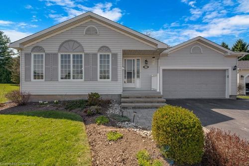 120 Kilroot Pl, Freelton, ON, L8B1A5 | Card Image