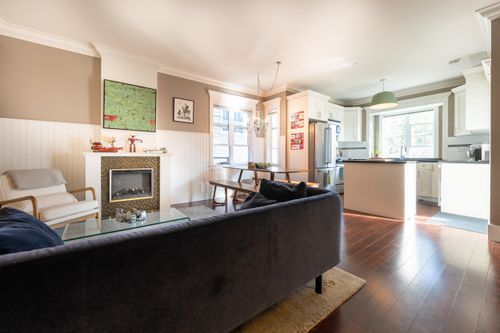 1368 E 13th Ave, Vancouver, BC, V5N2B6 | Card Image