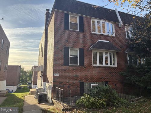 9785 Hilspach St, PHILADELPHIA, PA, 19115-2405 | Card Image