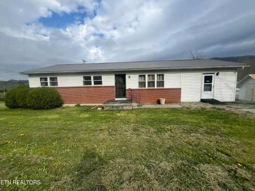 3981 Doctor Thomas Walker Rd, Rose Hill, VA, 24281 | Card Image