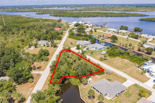 2068 Palm Harbor Ter, PUNTA GORDA, FL, 33982-1107 | Card Image