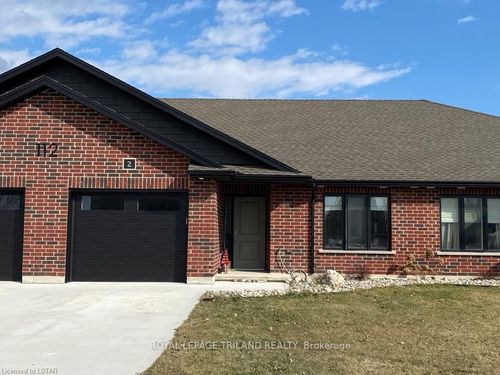 {{alt}} | Card Image