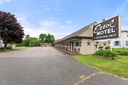 124 132 Main Street, Errol, NH, 03579 | Card Image