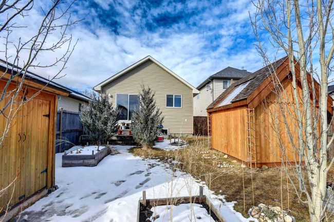 2088 Bridlemeadows Manor Sw, Home with 3 bedrooms, 1 bathrooms and 1 parking in Calgary AB | Image 42
