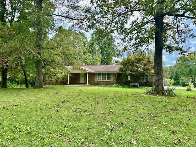 Hale Cir, Madisonville, TN 37354