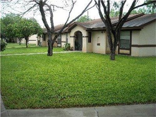 611 S Leo Ave, La Joya, TX, 78560-4090 | Card Image