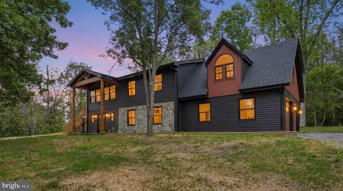 603 Persimmon Ln, SHEPHERDSTOWN, WV, 25443-4210 | Card Image