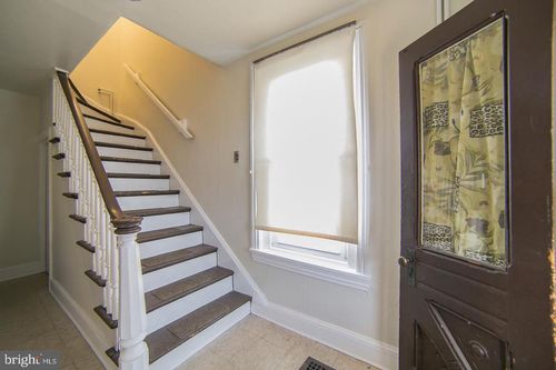2-435 Leedom St, JENKINTOWN, PA, 19046-2728 | Card Image