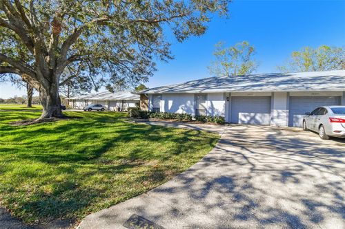 2-23325 Club Villas Dr, LAND O LAKES, FL, 34639-4131 | Card Image