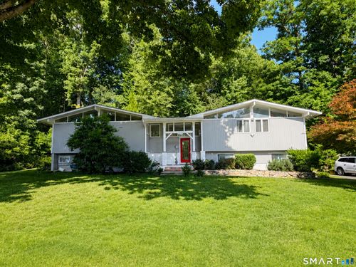 1 Bayberry Dr, Brookfield, CT, 06804-1703 | Card Image