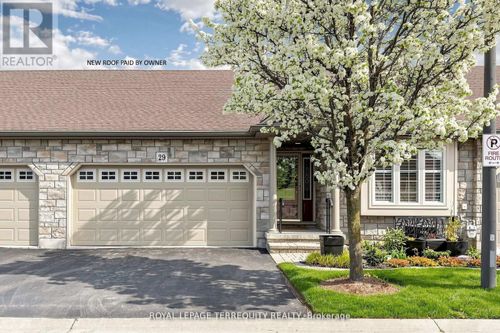 29 Rose Glen Cres, Niagara on the Lake, ON, L0S1T0 | Card Image