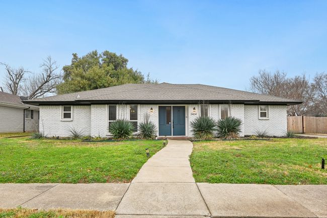 3404 Peachtree Ln, House other with 4 bedrooms, 3 bathrooms and null parking in Pantego TX | Image 4