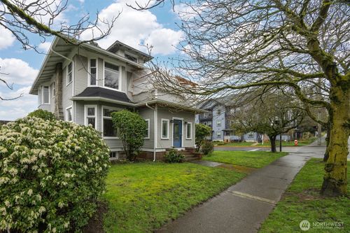 617 E Chestnut St, Bellingham, WA, 98225-5101 | Card Image