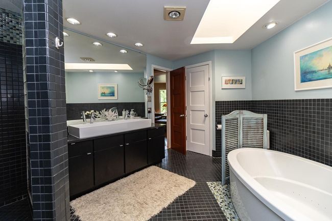 APT-1 - 512 Laurel Ave, Condo with 2 bedrooms, 2 bathrooms and null parking in Saint Paul MN | Image 21