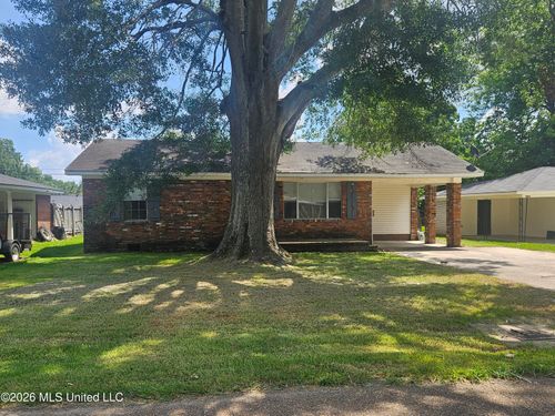 2029 Eleanor St, Vidalia, LA, 71373-3006 | Card Image