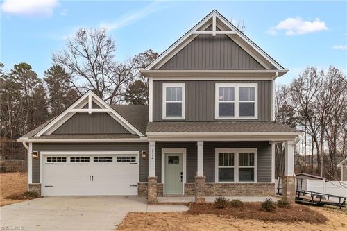 1030-122 Royal Kings Ct, Winston-Salem, NC, 27127-5050 | Card Image