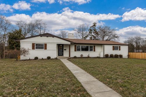 9299 Fidelis Dr, Blue Ash, OH, 45242-7433 | Card Image