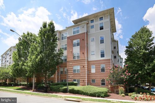 unit-211-9480 Virginia Center Blvd, VIENNA, VA, 22181-4810 | Card Image