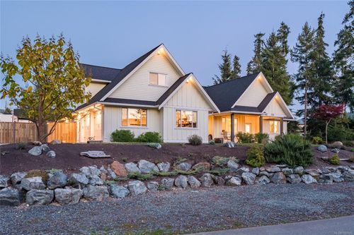 7371 Lakefront Dr, Lake Cowichan, BC, V0R2G1 | Card Image