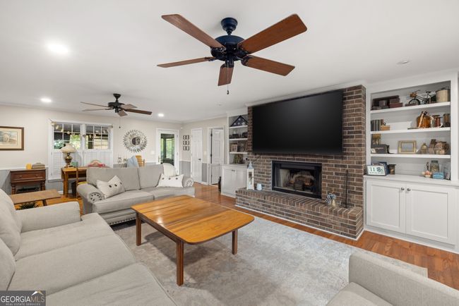 1134 Old Lake Russell Rd, House other with 3 bedrooms, 3 bathrooms and null parking in Cornelia GA | Image 10