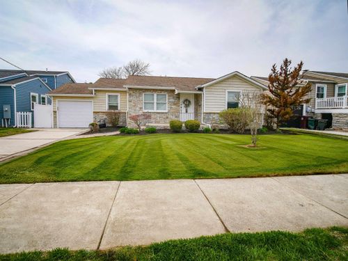 108 N Suffolk Ave, VENTNOR CITY, NJ, 08406-1858 | Card Image