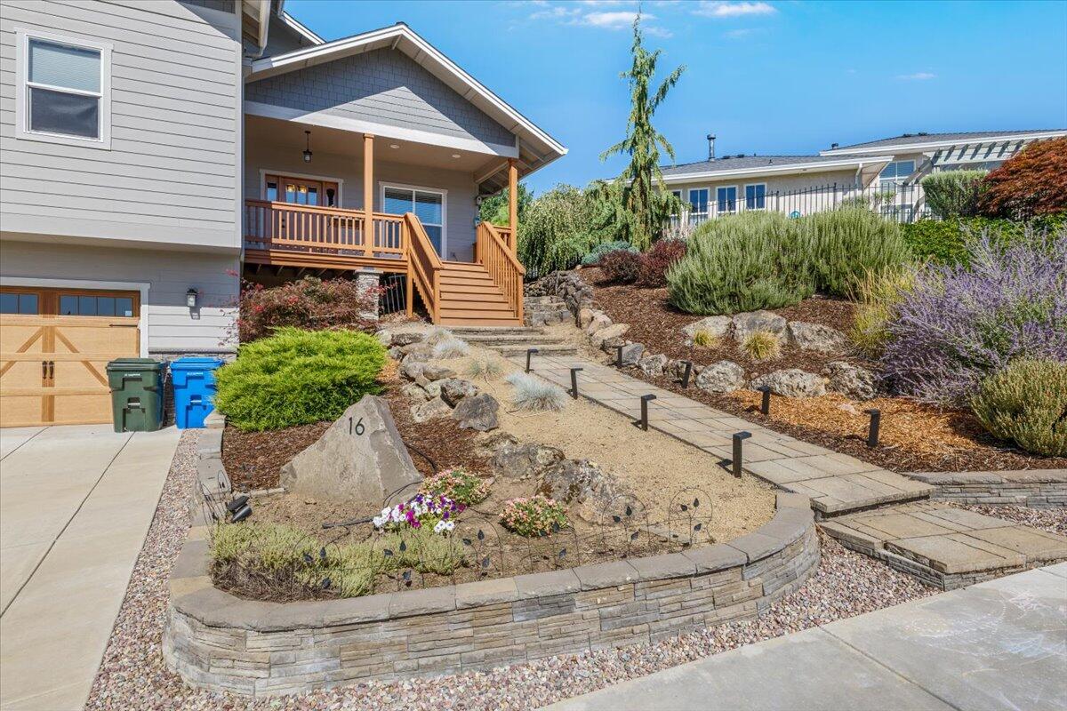 Residential in Eagle Point 5